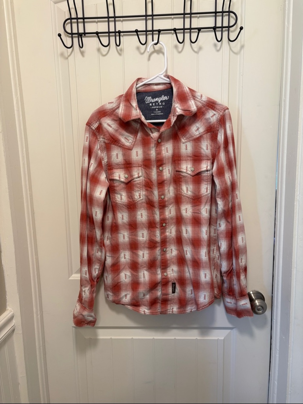 Wrangler Men's Red and White Plaid Western Button-Down Shirt